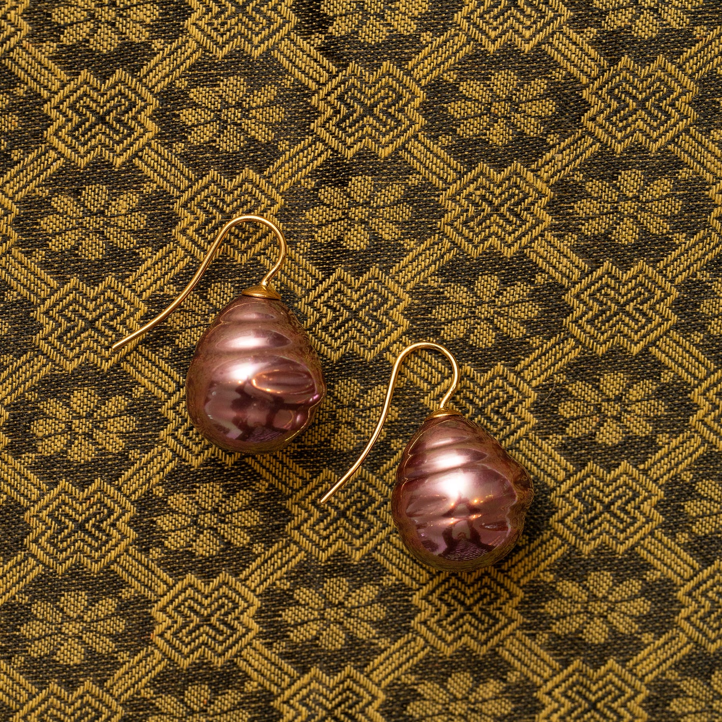 Mother of Pearl Hook Earrings - Pink