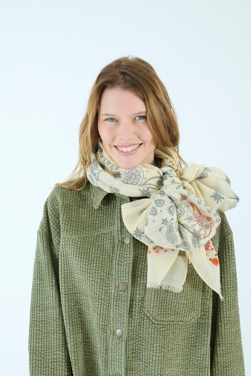 Storiatipic Embroidered Wool Scarf - Bobi Natural