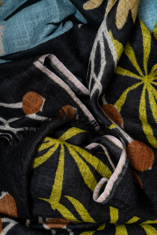 Épice Design Paris Scarf - Black Flower