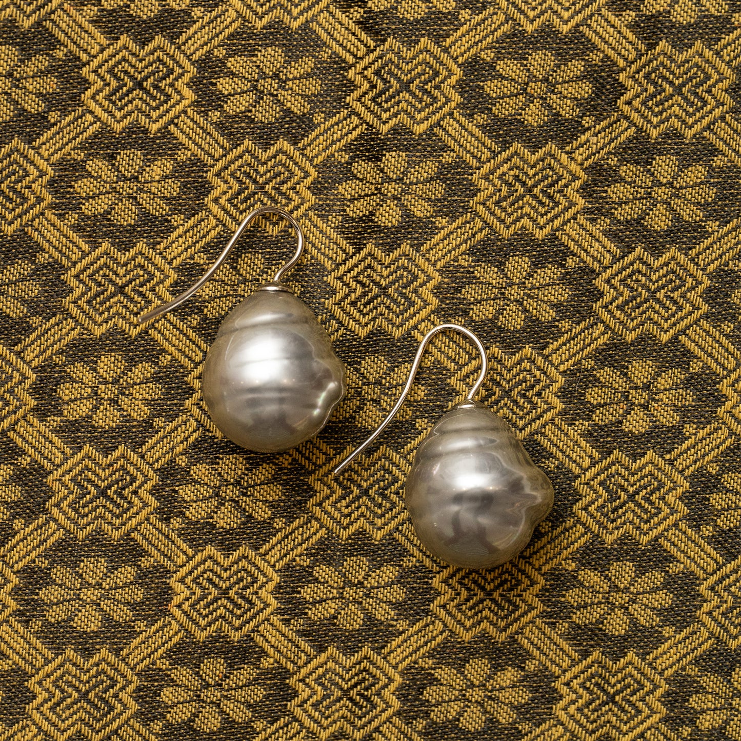 Mother of Pearl Hook Earrings - Grey